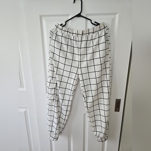 FREE PANT - Picture 3 of 5